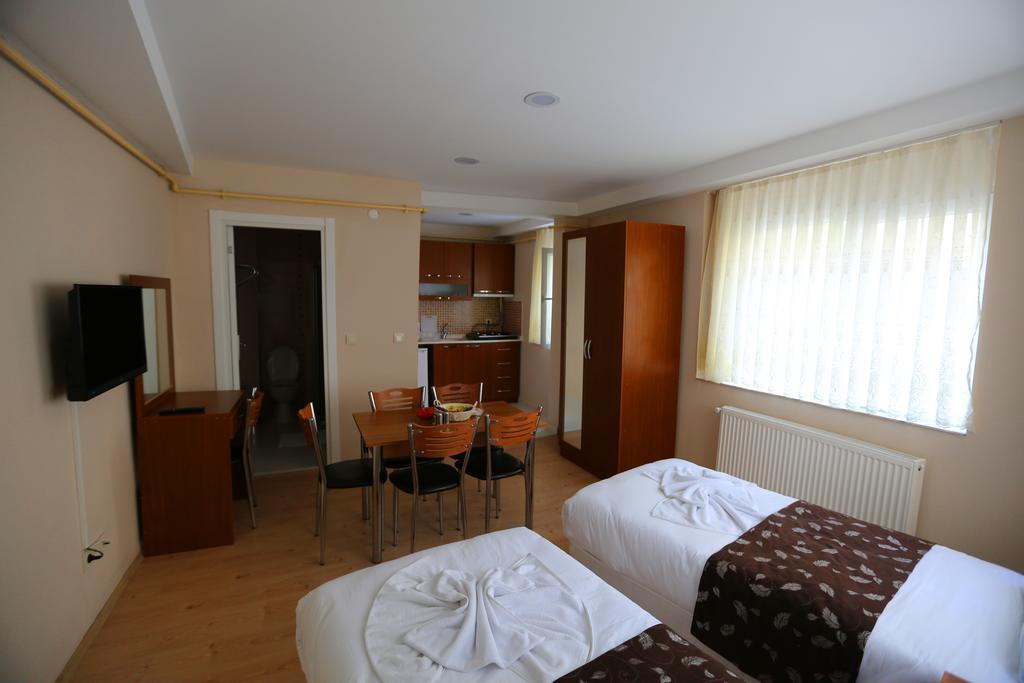 Istanbul Family Apartment Room photo